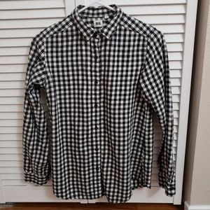 Uniqlo shirt